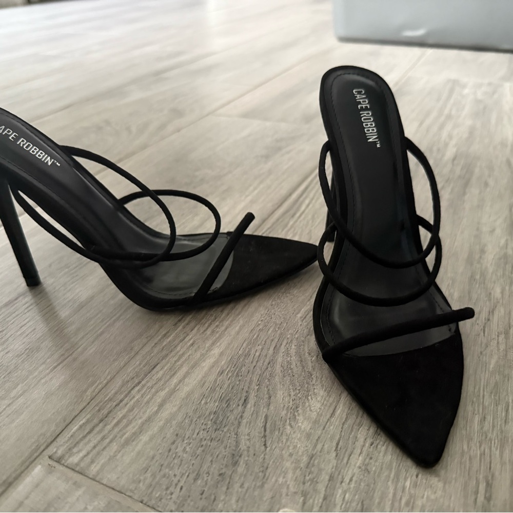 Cape Robbin Elegant Black Heels